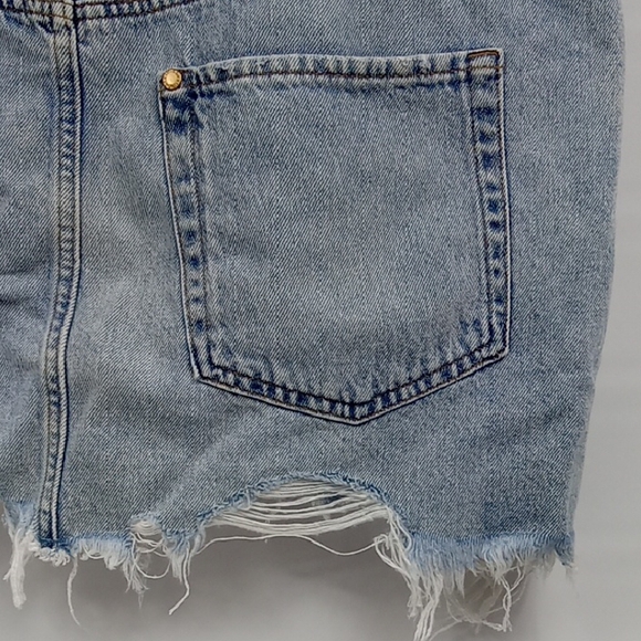 H&M &Denim Frayed Hem Mini-Skirt Size L NWT - Picture 5 of 10